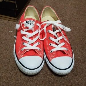 Womens converse size 8
